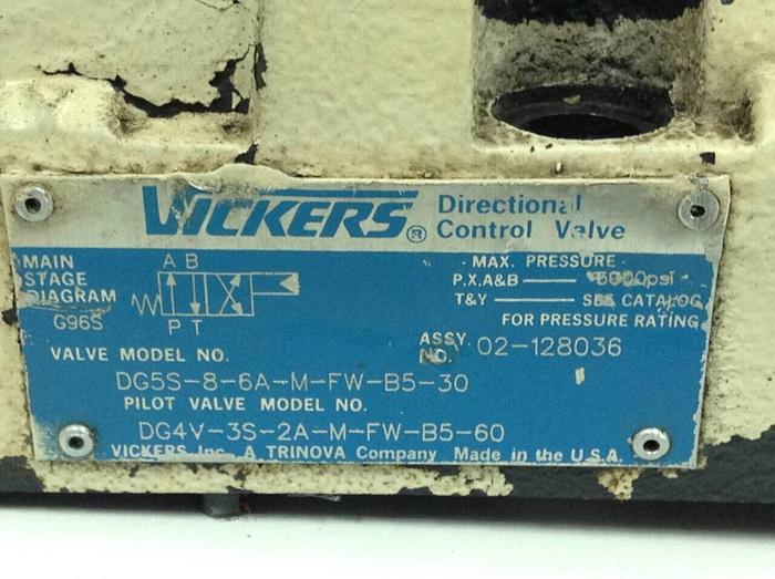Used VICKERS Directional Control Valve DG5S86AMFWB530 #90116