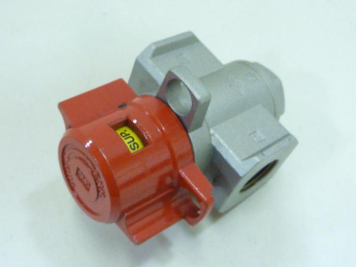 Used SMC Valve VHS30-03 #59645