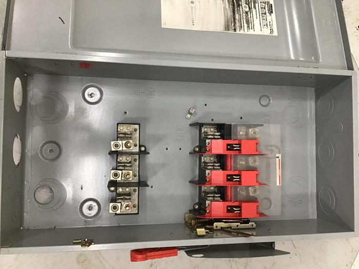 Used SIEMENS Safety Disconnect Switch HF364 Used