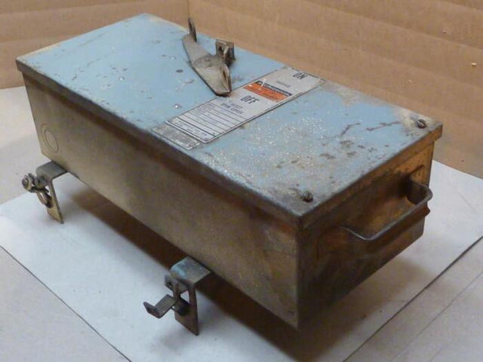 Used WESTINGHOUSE 40 Amp Bus Disconnect Switch 8E-7740 USED