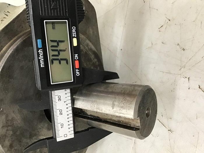 Used VICKERS Pump 3520V38E8 #137386