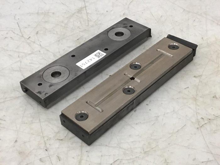 Used VAN DORN Pair of Platen Shoes 338294 PAIR Used