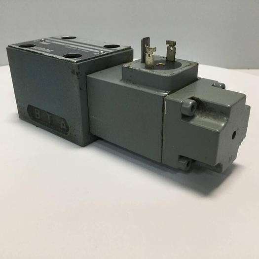 Used BOSCH Valve 0 810 090 112 #91614