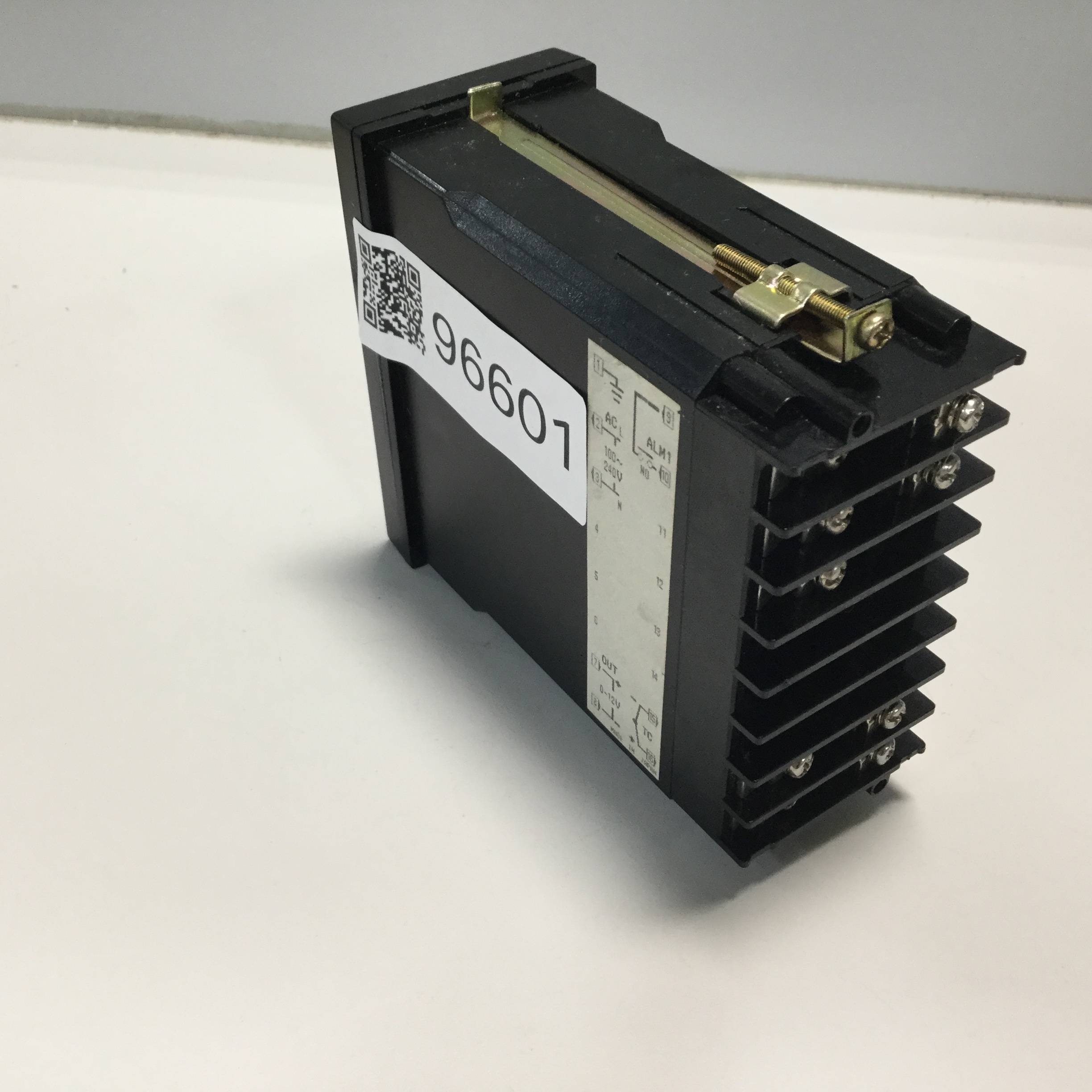 Used RKC Temperature Control REX-C400FK03VAN USED