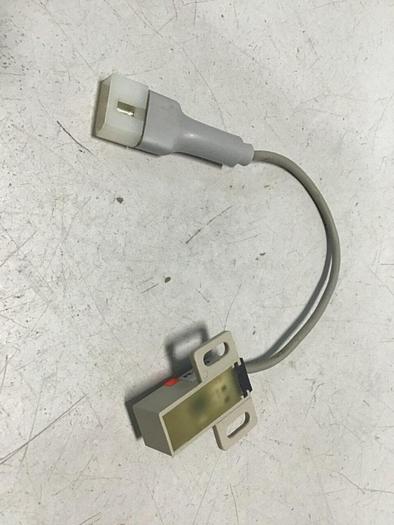 Used FUJI ELECTRIC Proximity Switch PE-B4D3 #128353
