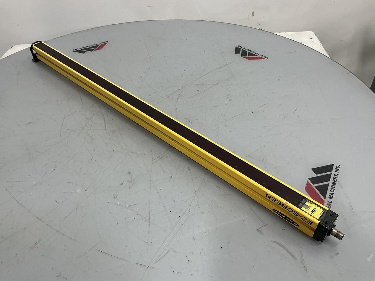 Used BANNER ENGINEERING SLSE30-900Q8