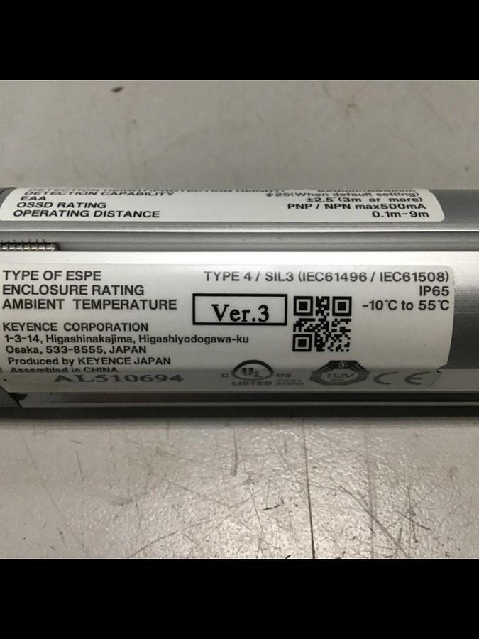 Used KEYENCE CORP Light Curtain Receiver SL-V32H-R USED