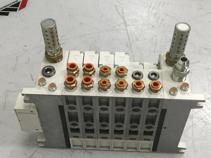 Used SMC Pneumatic Valve Manifold HHB-105202 #116115