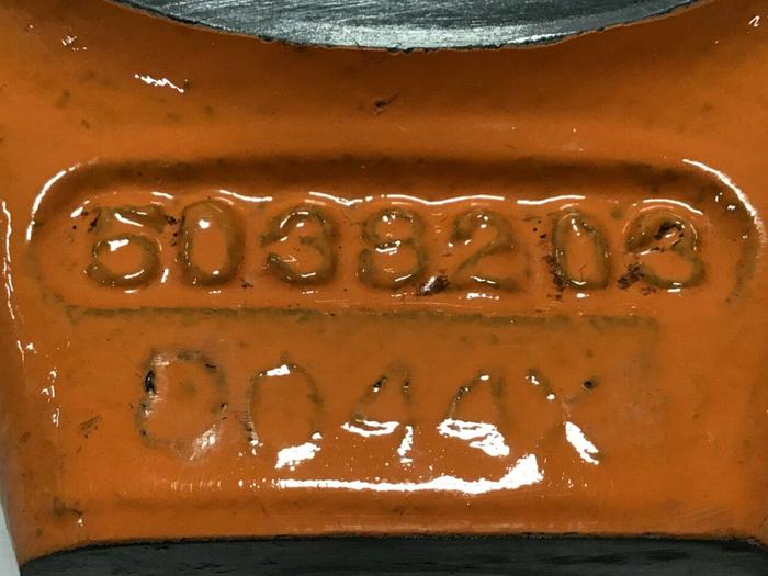 Used CINCINNATI MILACRON Crosshead Sled Cylinder Mount 5038203 #111636