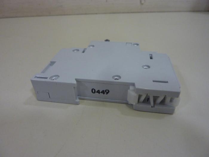 ALLEN BRADLEY 4 Amp Circuit Breaker 1492-CB1/G040 SER C #64239