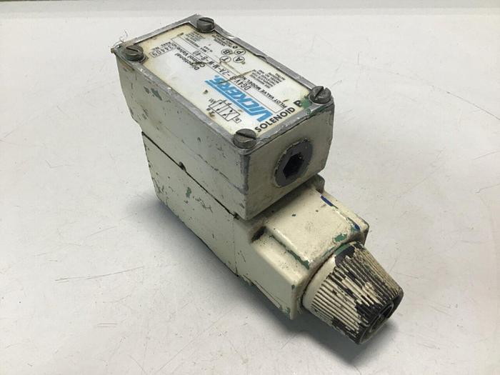 Used VICKERS Directional Control Valve DG4V-8-2A-M-W-B-40 Used
