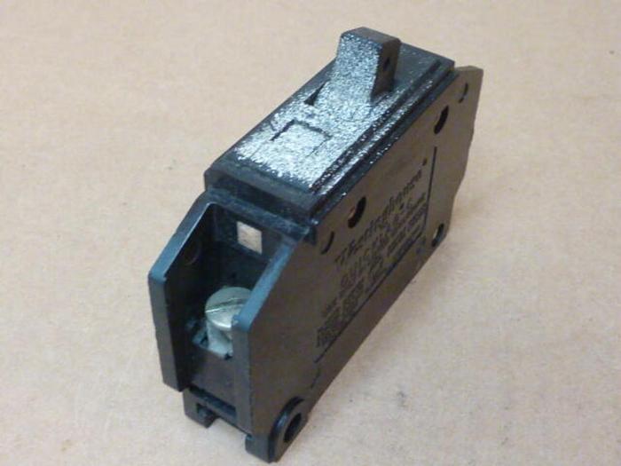 Used WESTINGHOUSE 20 Amp Circuit Breaker QUICKLAG QC120 #31371
