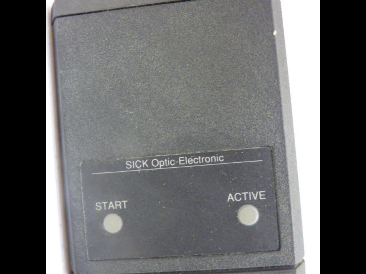 Used SICK OPTIC ELECTRONIC Light Curtain Sender AGSS 1200-2121 Used