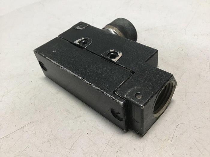 Used OMRON Limit Switch ZE-N-2S #114104