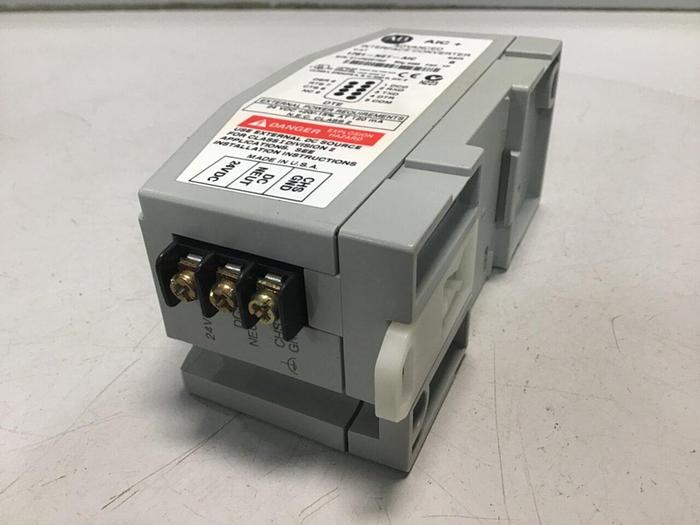 Used ALLEN BRADLEY Advanced Interface Converter 1761-NET-AIC SER B #115882