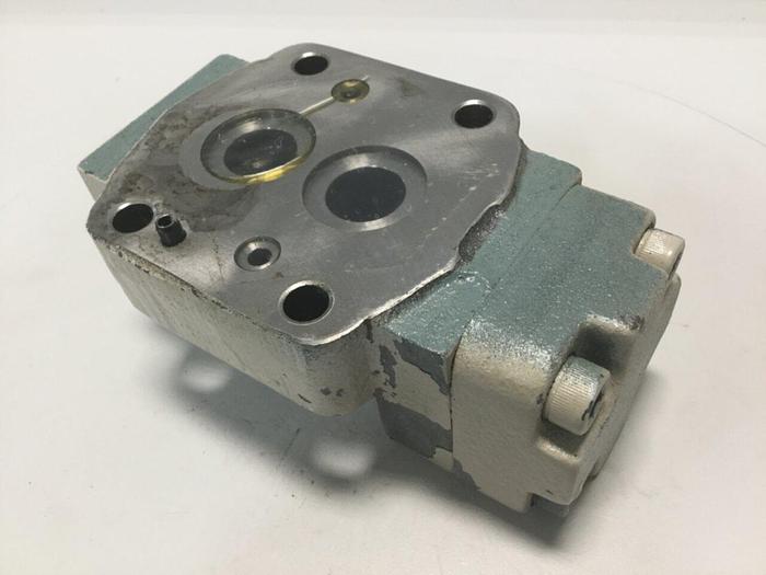 Used DAIKIN Pilot Operated Check Valve JCPD-G06-20-20 #105293