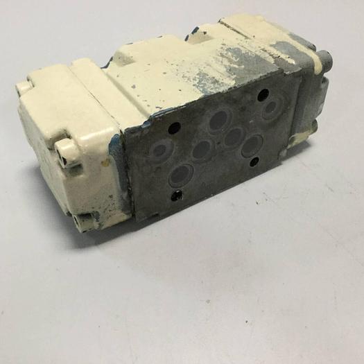 Used REXROTH Valve 4WEH10E306AG24N9K4V #93385