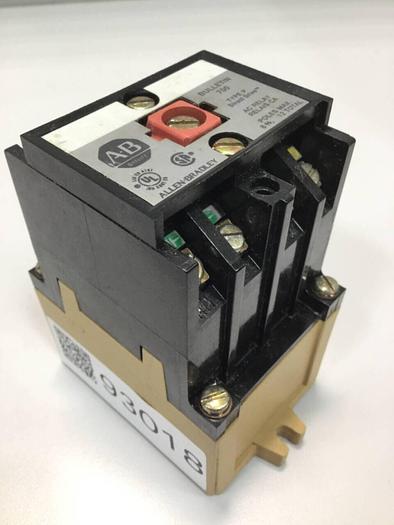 Used ALLEN BRADLEY Relay 700-P600A1 SER B #93017
