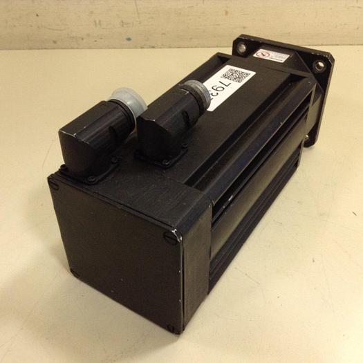 Used BAUMULLER Servo Motor DS 45-L Used