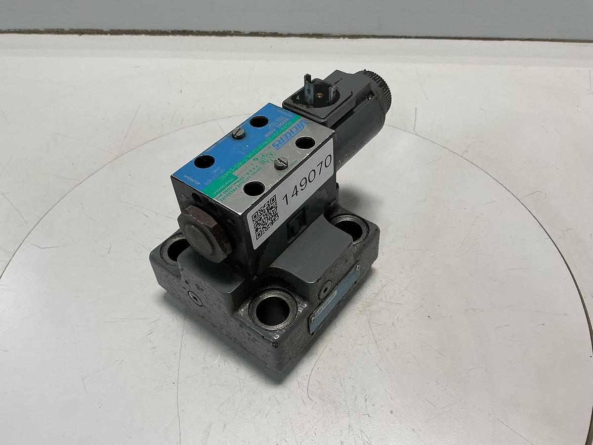 Used VICKERS DG4V-3S-22A-M-U-HL7-60-EN490