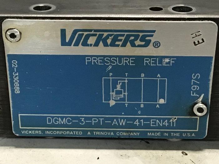 Used VICKERS Pressure Relief Valve DGMC-3-PT-AW-41-EN411 #130932