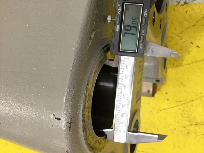 Used TOSHIBA Clamp Casting ISG190NV10-5B / CLC Used