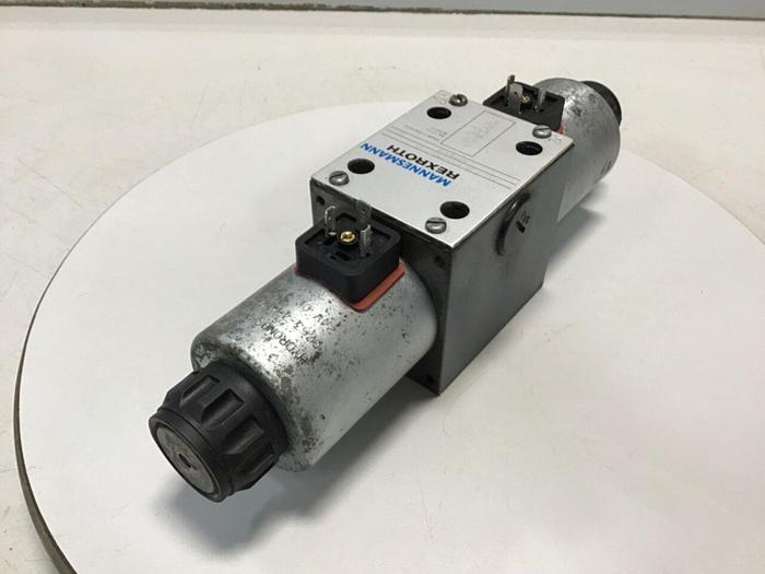 Used MANNESMANN REXROTH Valve 4WE10E6731/CG24N9Z4T08 Used