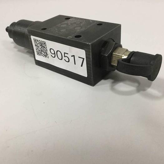 Used VICKERS Pressure Reducing Valve DGMX2-3-PP-CW-S-40 #90517