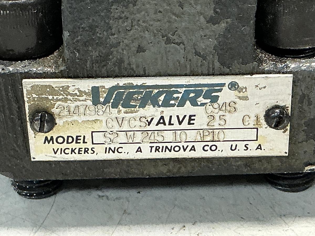 Used VICKERS DG4V-3-2AL-M-U-HL7-60