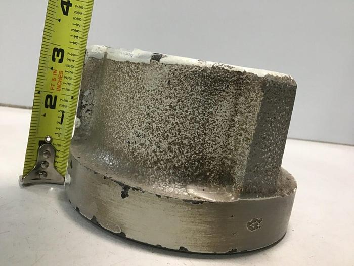 Used TOSHIBA Tie Bar Nut ISG190-10 / TBN #114115