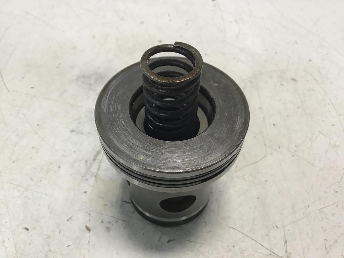 Used VICKERS 32-D20-10 Cartridge Valve Insert Used #140704
