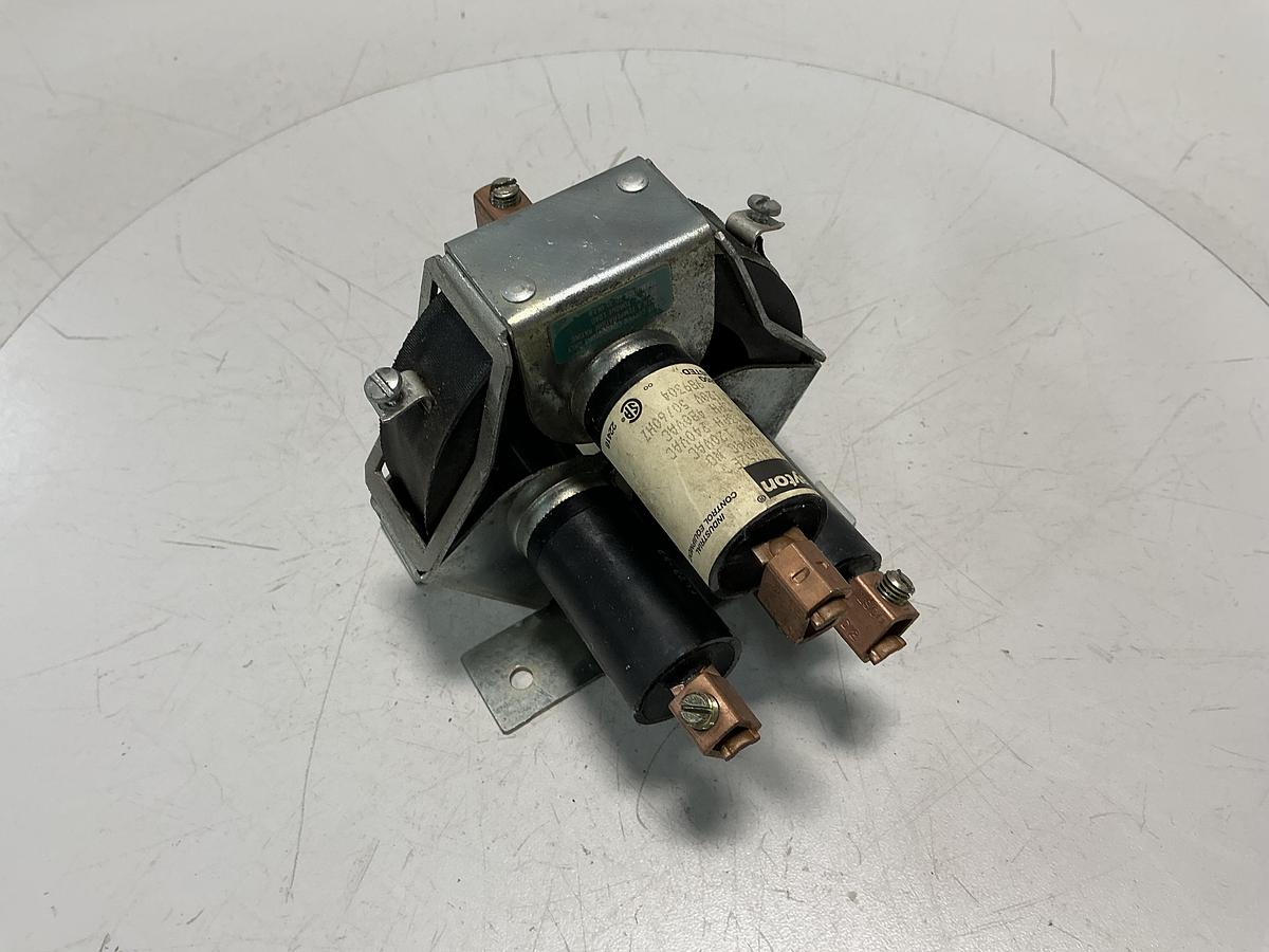 Used DAYTON 3X752E