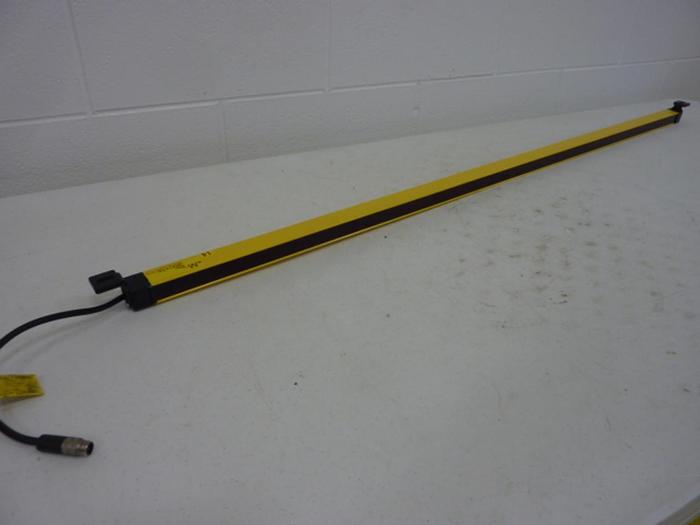 Used STI Light Curtain Transmitter MCF47-14-1200-X1 USED