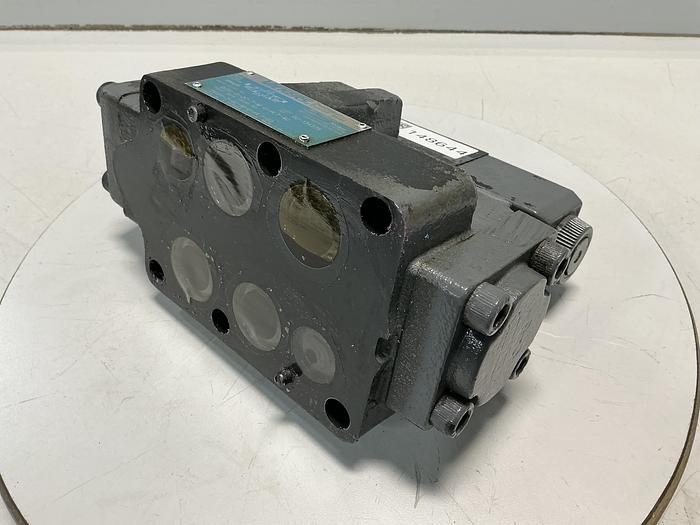 Used VICKERS DG4V-3-6C-M-U-HL7-60