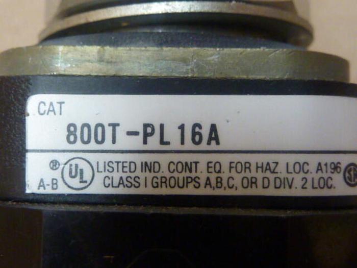 Used ALLEN BRADLEY Pilot Light 800T-PL16 AMBER #30409