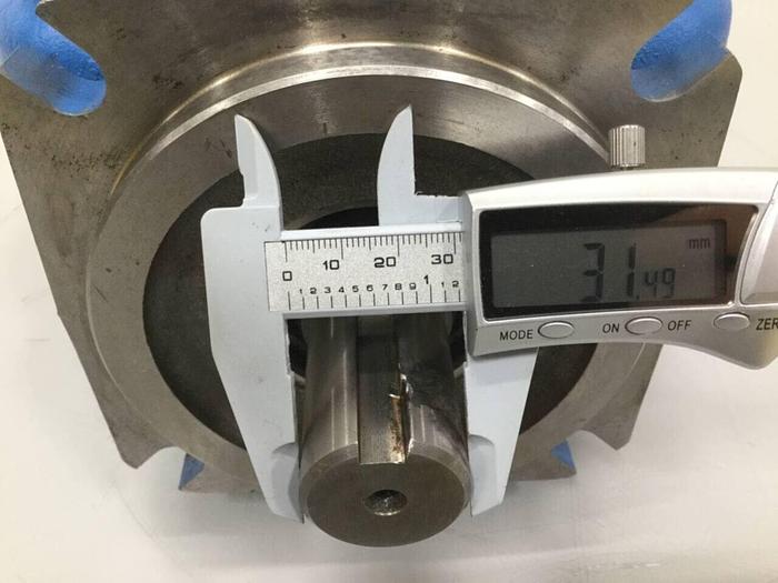 Used VICKERS Hydraulic Piston Pump PVH074R Used