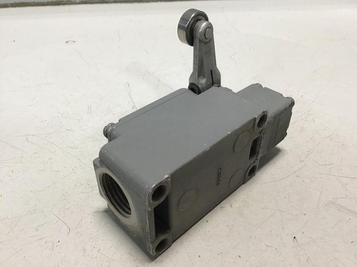 Used OMRON Limit Switch WLCA2-214 #121859