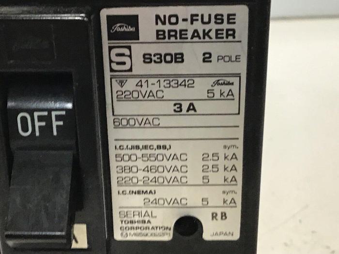Used TOSHIBA 3 Amp Circuit Breaker S30B-2P-3A #119814
