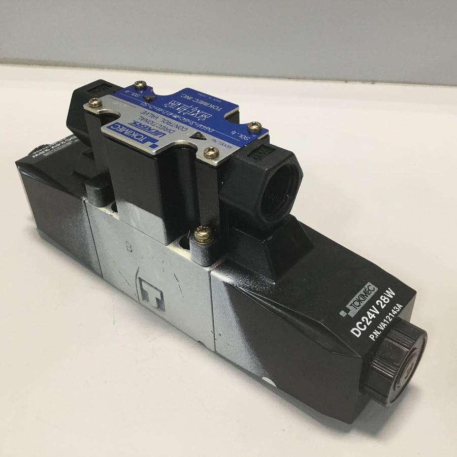 Used VICKERS Directional Control Valve DG4V36CMP7H750 USED