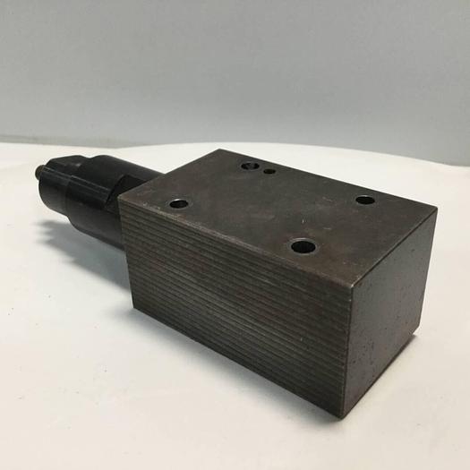 Used VICKERS Pressure Relief Valve DGMC-3-PT-AW-41-EN411 #91491