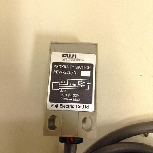 Used FUJI ELECTRIC Proximity Switch PEW-32L/N #69892