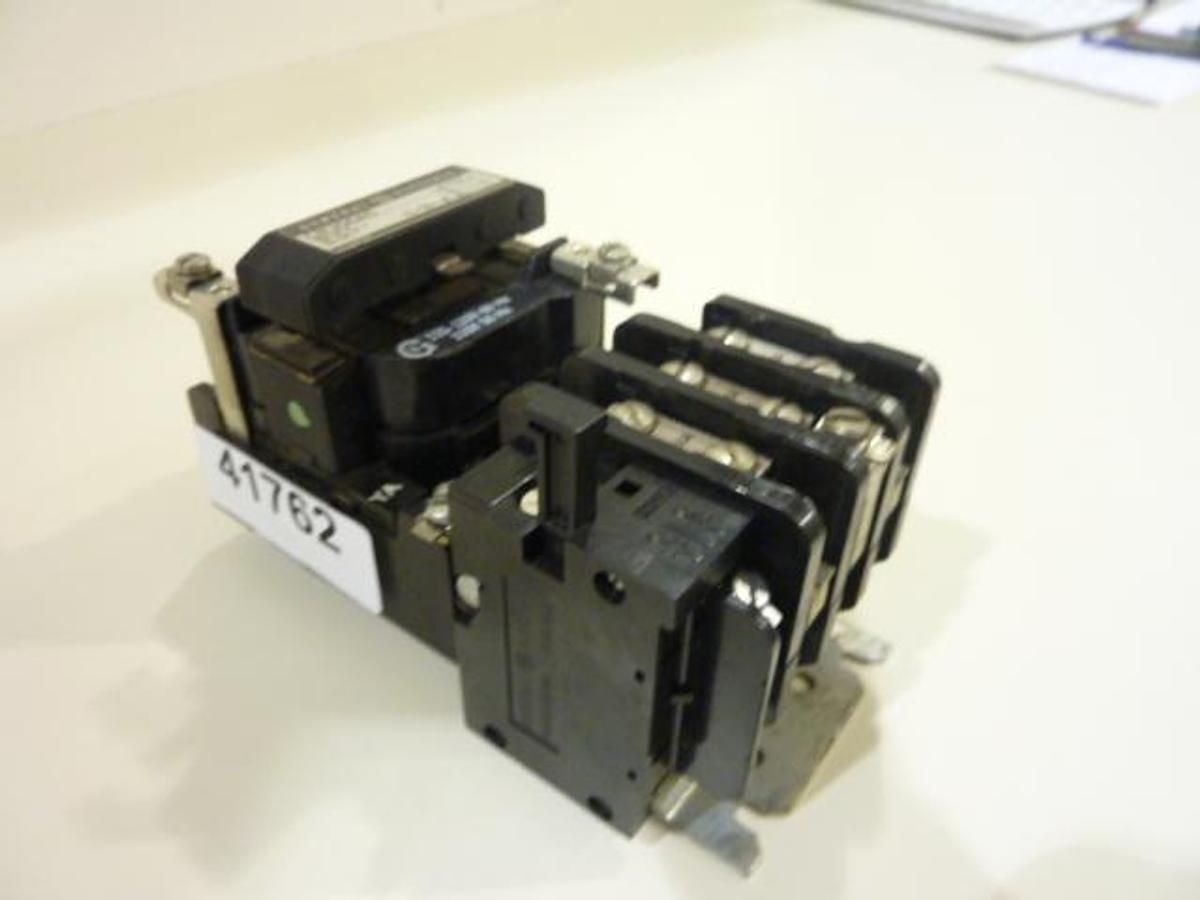 Used GENERAL ELECTRIC (G.E.) Motor Starter Size 00 CR306A0 USED
