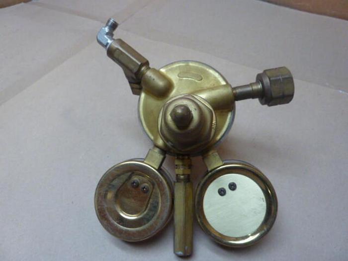 Used HARRIS Gas Regulator 92-2620-7A #30524