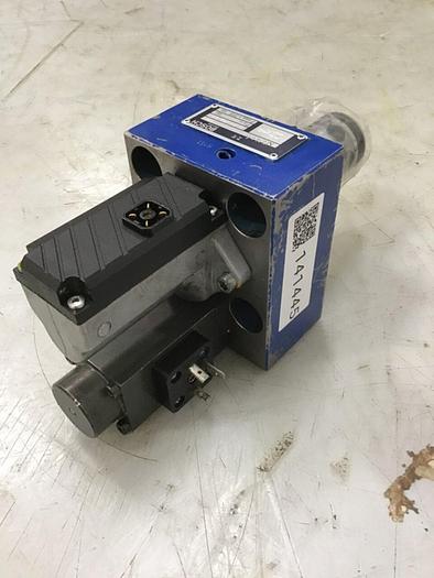 Used BOSCH Valve 0 811 402 503 #141445