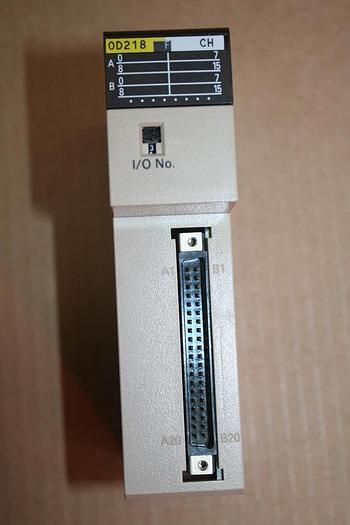 Used OMRON Output Module C200H-0D218 #20874