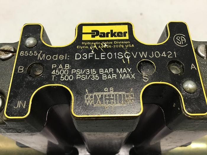 Used PARKER D3FLE01SCVWJ0421