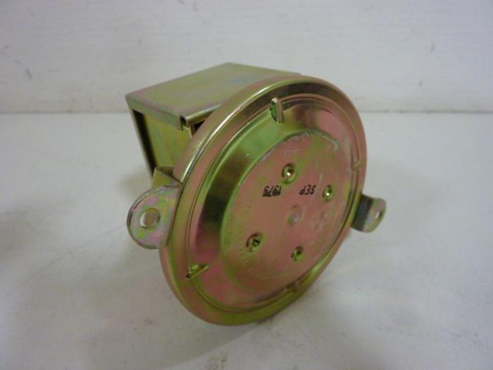 DWYER Pressure Switch 1910-20 NEW #53205
