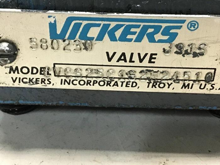 Used VICKERS Valves DG4V-3-2AL-M-U-HL7-60 #119563