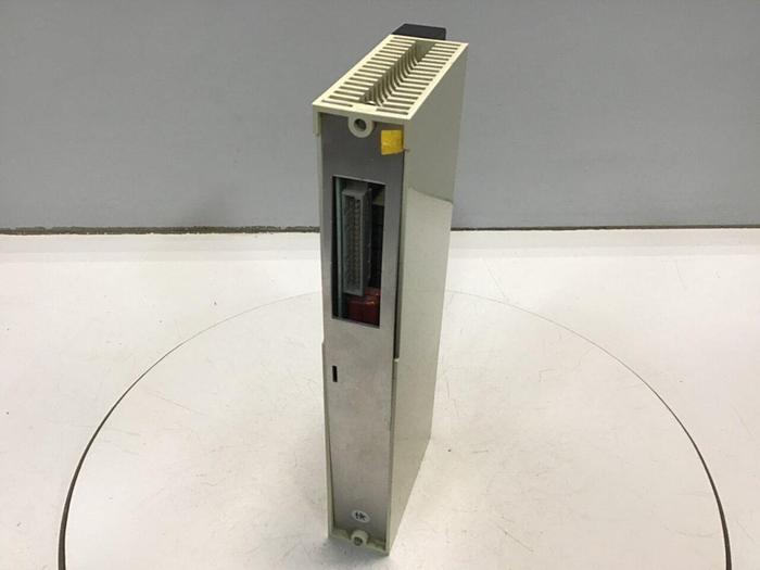 Used TOSHIBA Output Module B20016RY Used