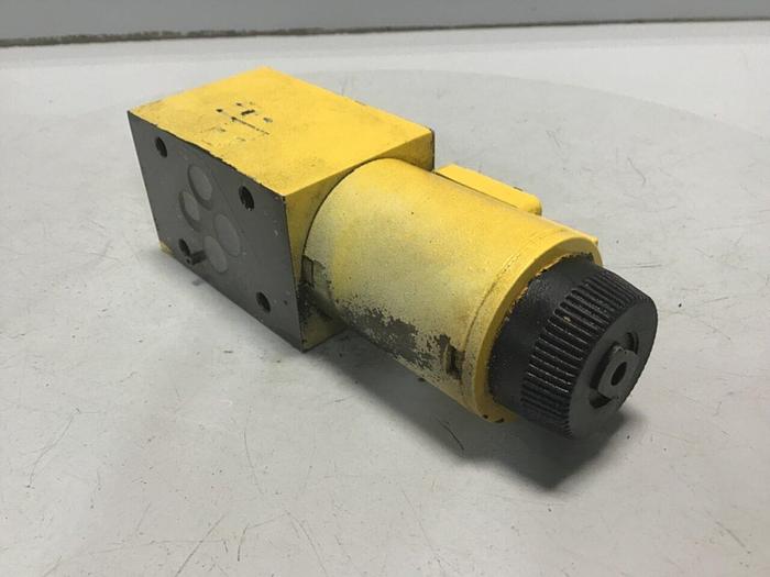 Used VICKERS Valve DG4V3S2AMUHL760EN490 Used